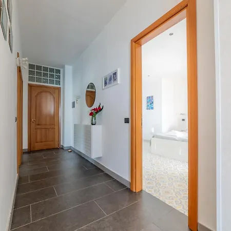 Bellavista Apartment *