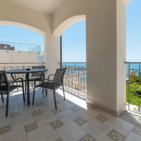 Bellavista Apartment